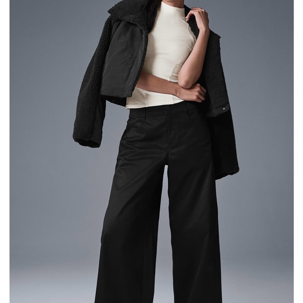 Alo NWT Wanderlust Wide Leg Trouser M